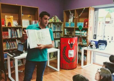 PRESENTACIÓN DEL LIBRO EN LA BIBLIOTECA DE CACABELOS