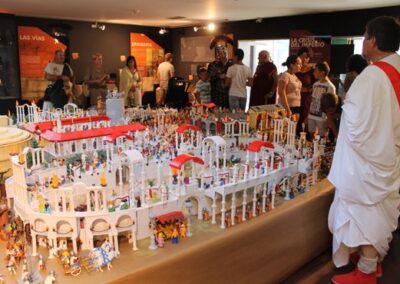 EXPOSICION DE 1500 PIEZAS PLAYMOBIL AESCLICK