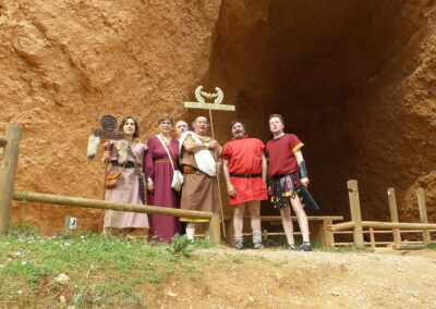 LUDUS BERGIDUM EN LA ENTRADA DE LA CUEVONA DE MÉDULAS